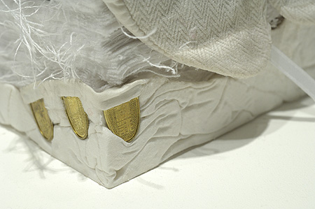 history behind clothes(detail3-1)